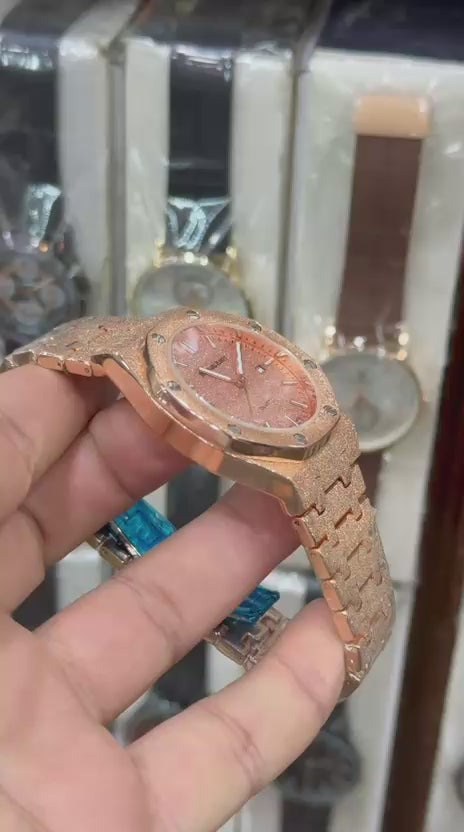 Rose Gold Luxury Watch - Premium Quartz Timepiece